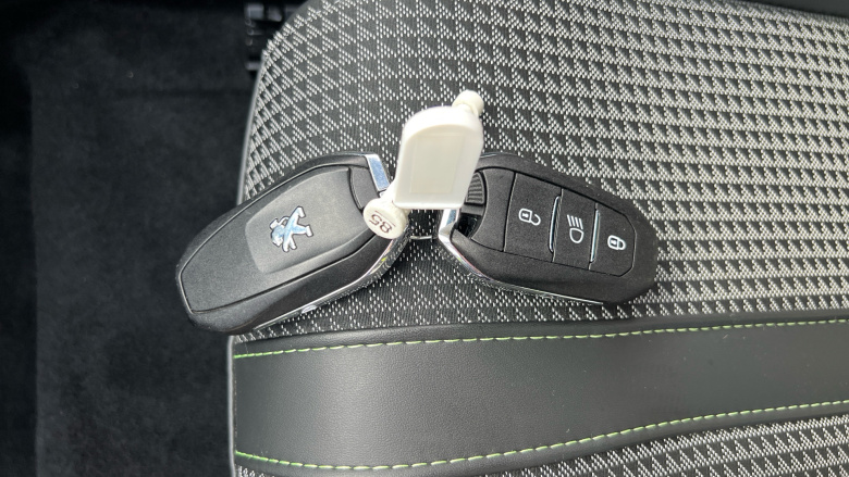 Peugeot 208 100kW GT 50kWh 5dr Auto Electric Hatchback